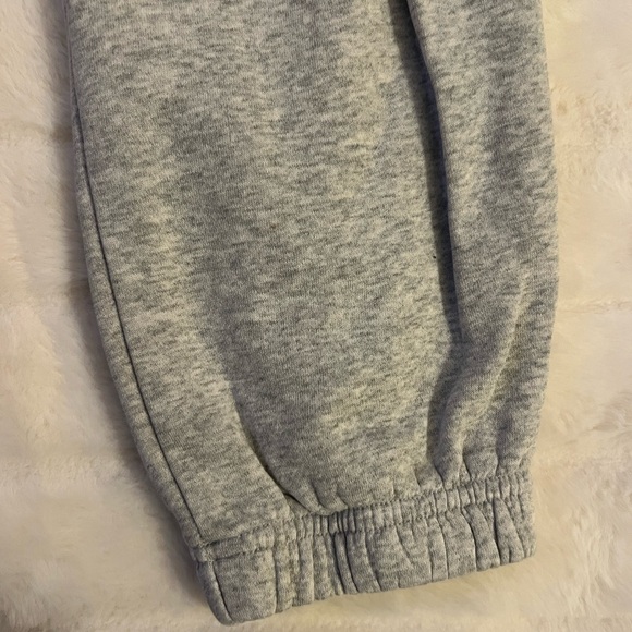 Nike Sportswear Grey Sweatpants - Picture 4 of 6